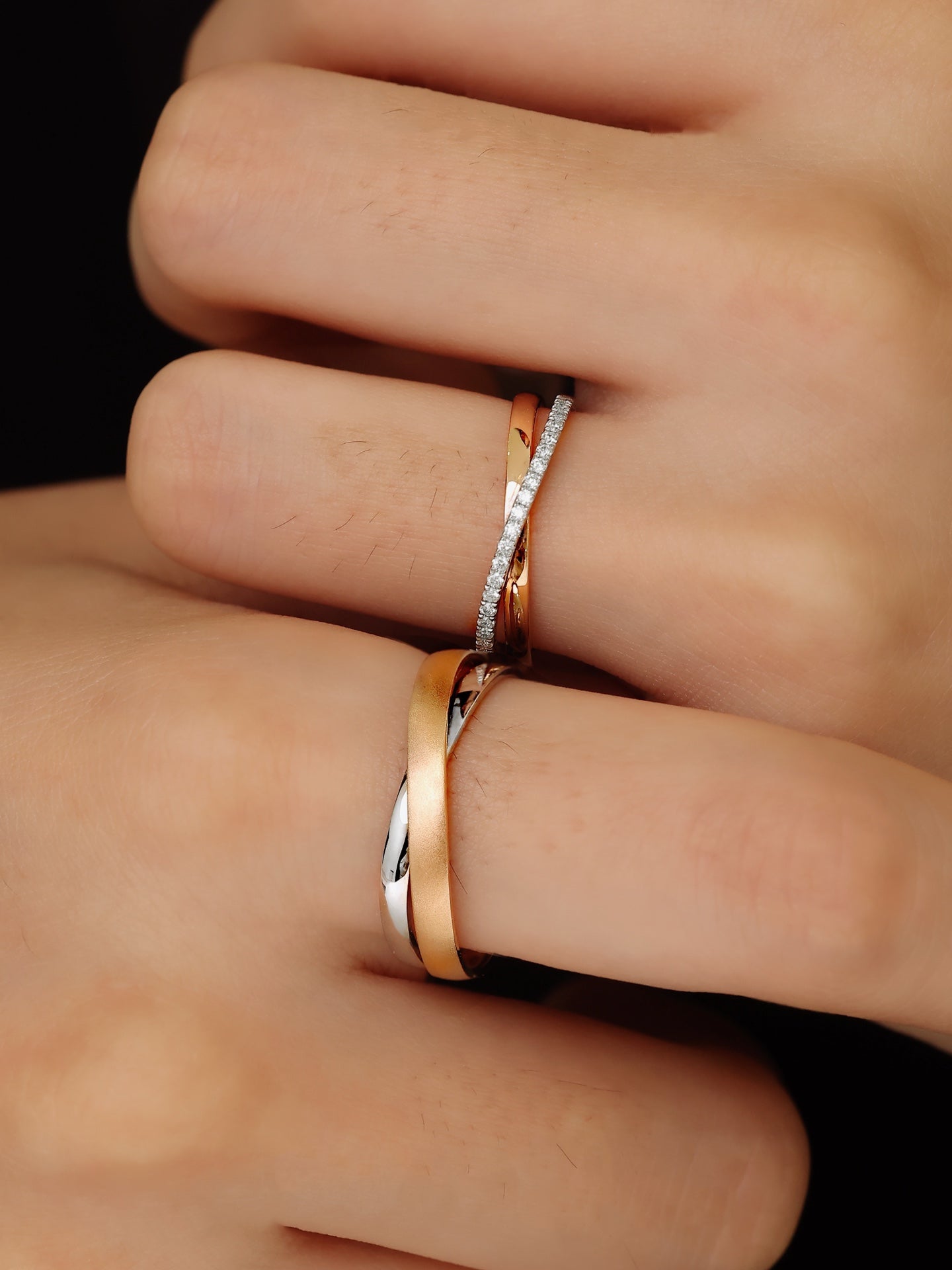 18k Gold Wedding Ring Pair with Diamonds