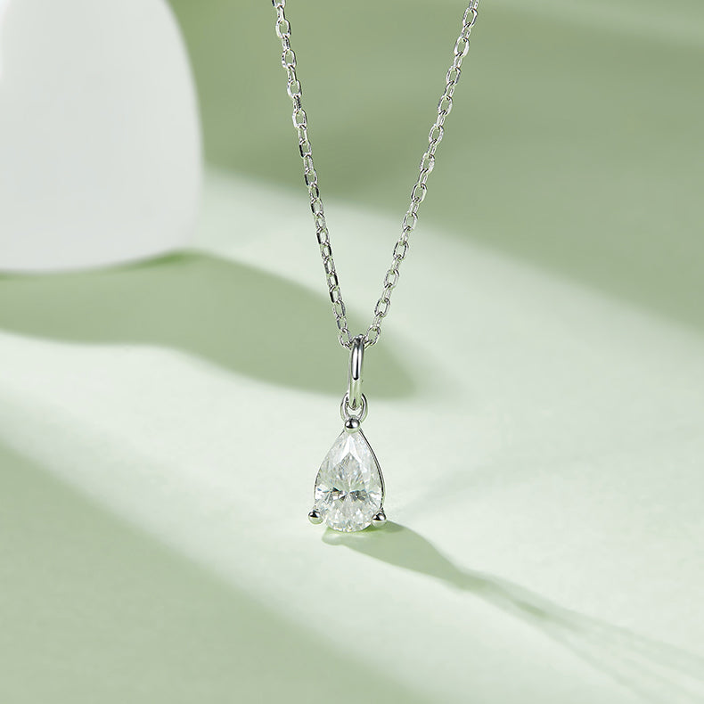 18k Gold Necklace with 2ct Lab-Created Droplet Diamond