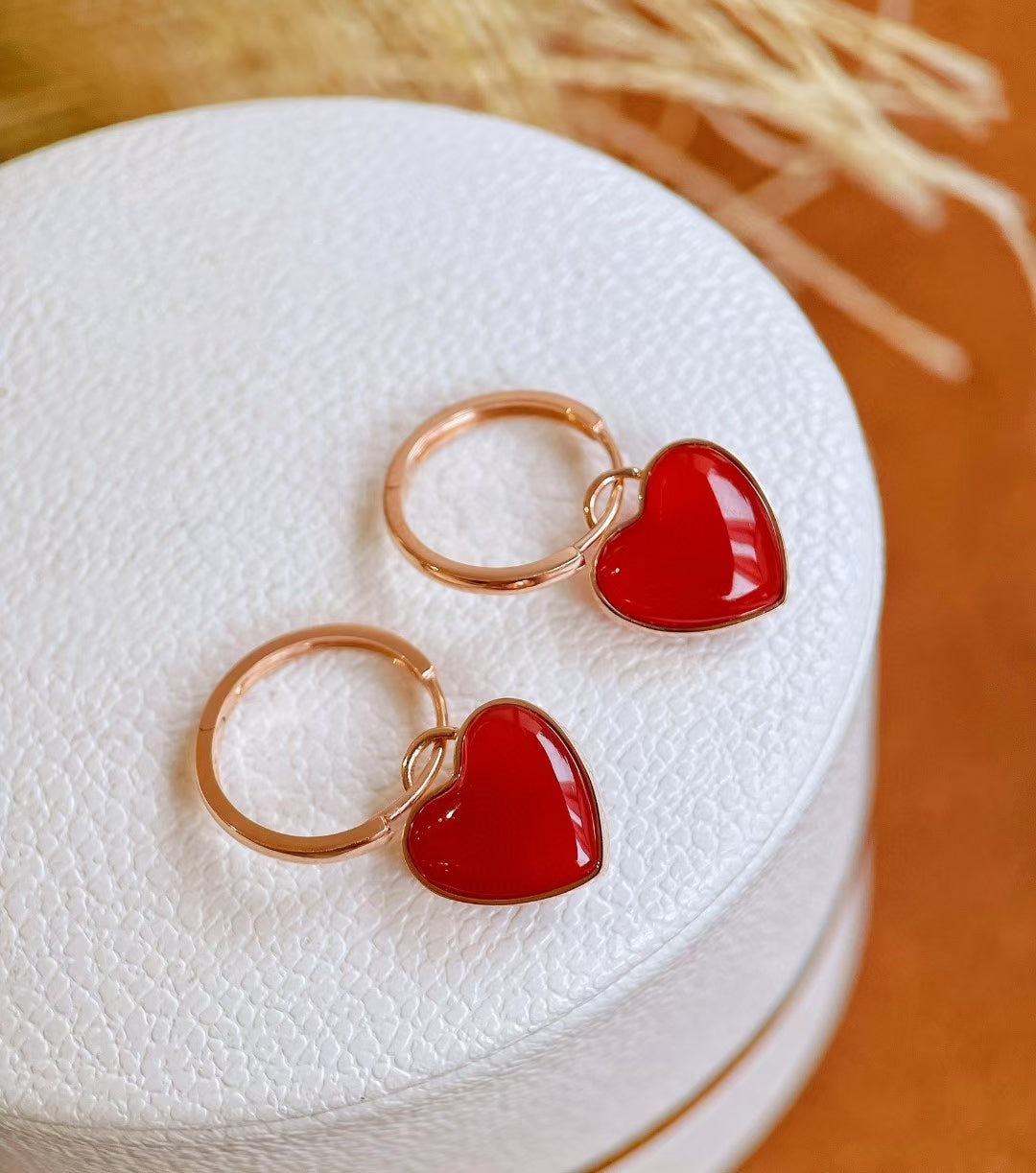 18k Gold Agate Love Heart Earrings
