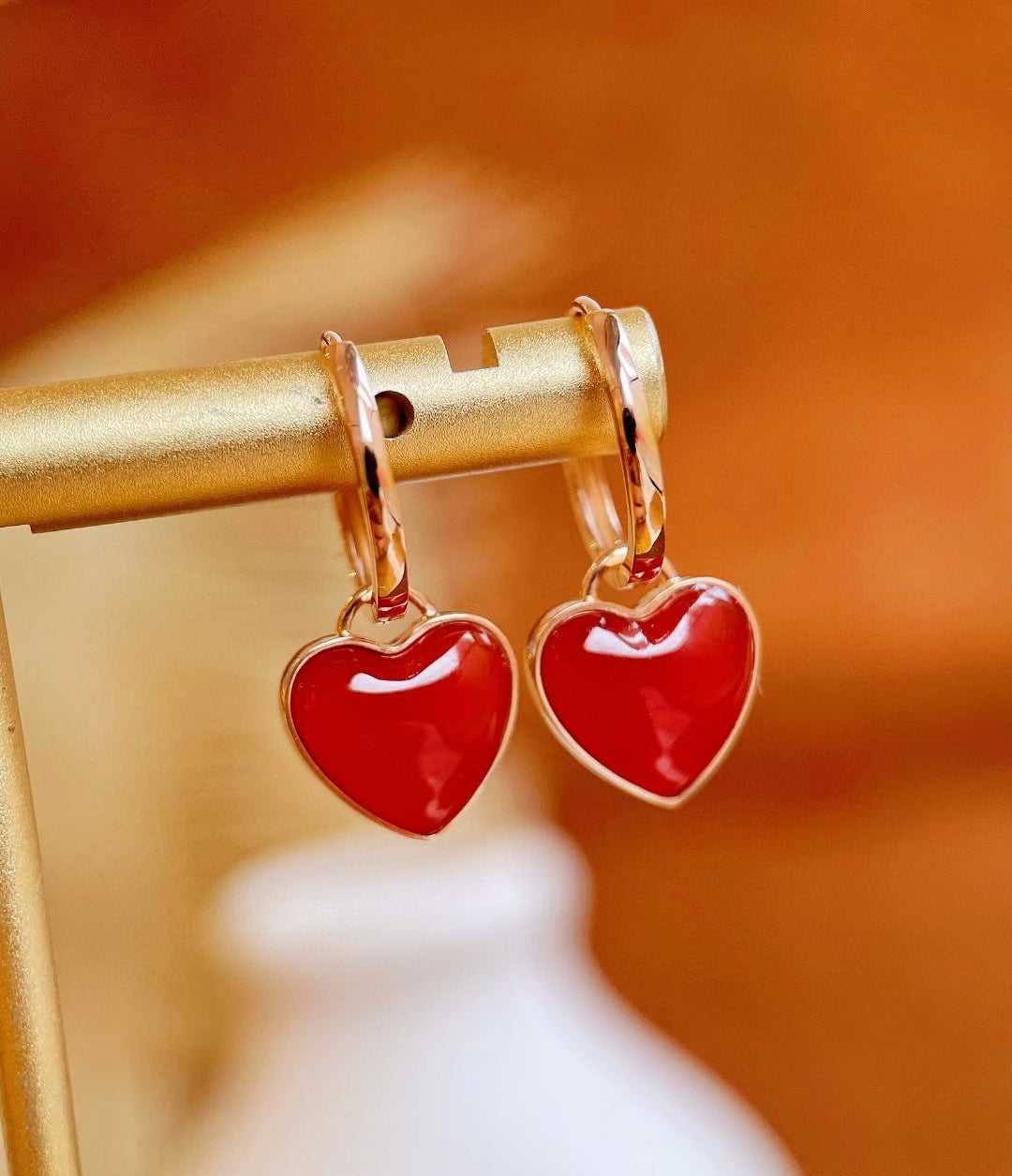 18k Gold Agate Love Heart Earrings