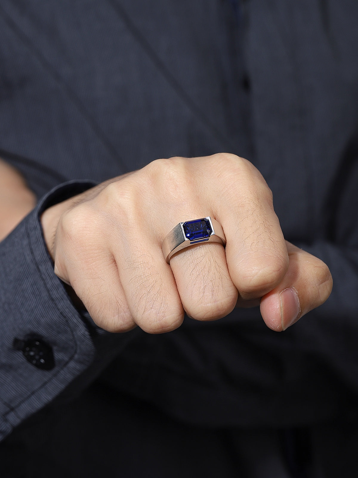 925 Silver Ring with 3.5ct Lab-Created Blue Sapphire