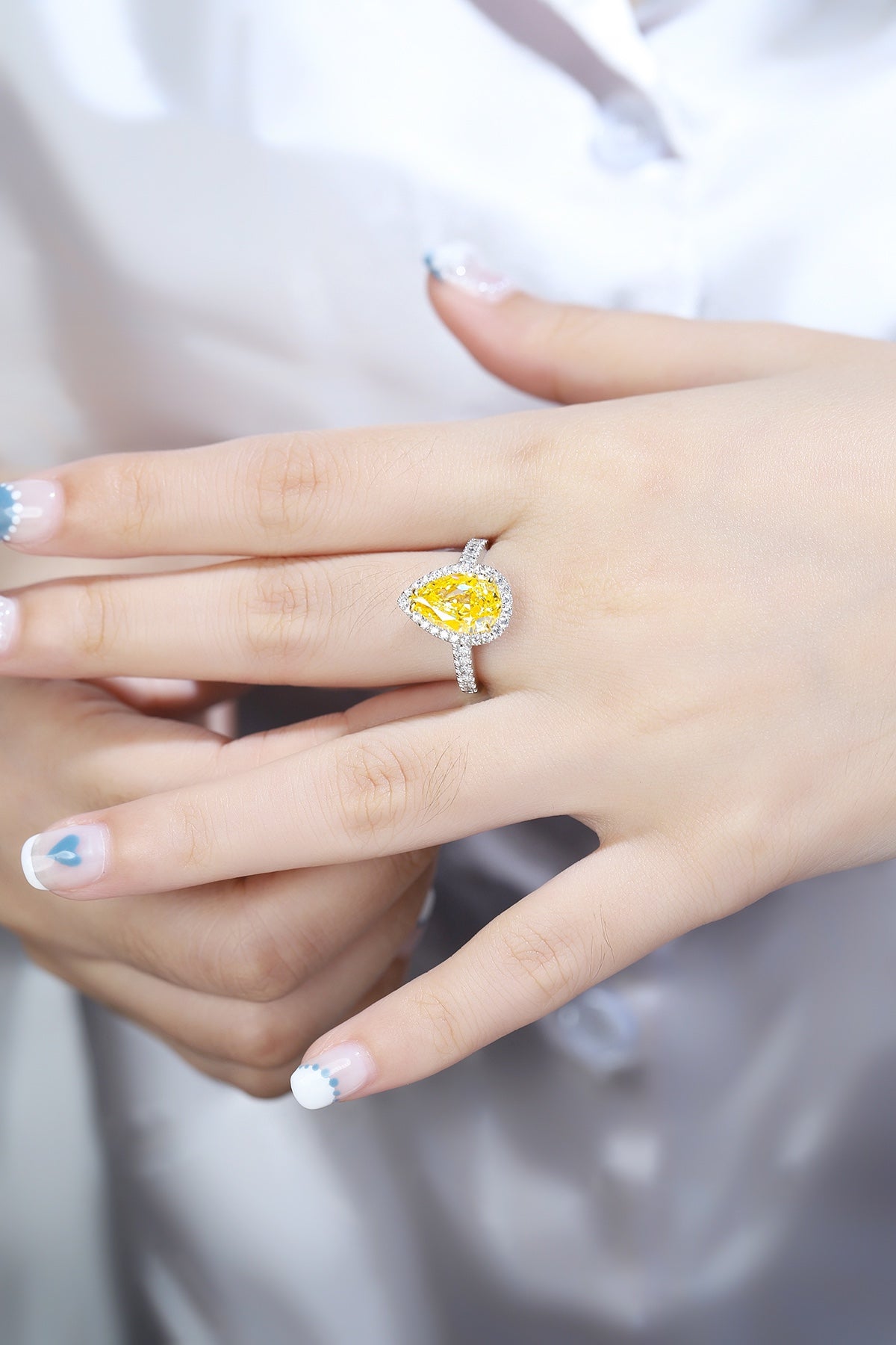 925 Silver Ring with Yellow Zircon