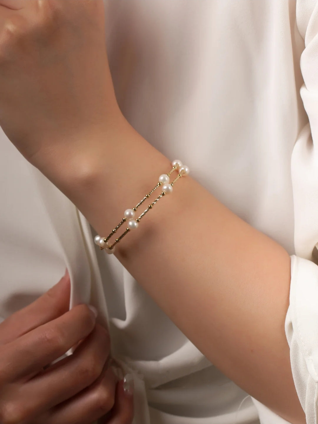 18k Gold and Pearl Bracelet