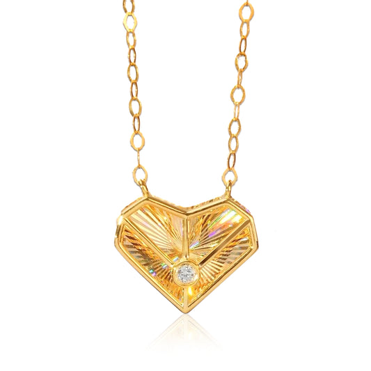 18k Gold Heart Necklace with Diamond