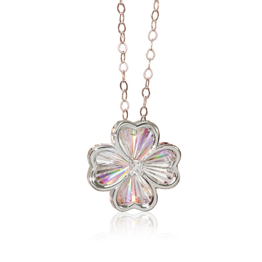 18k Gold Clover Necklace with Diamond