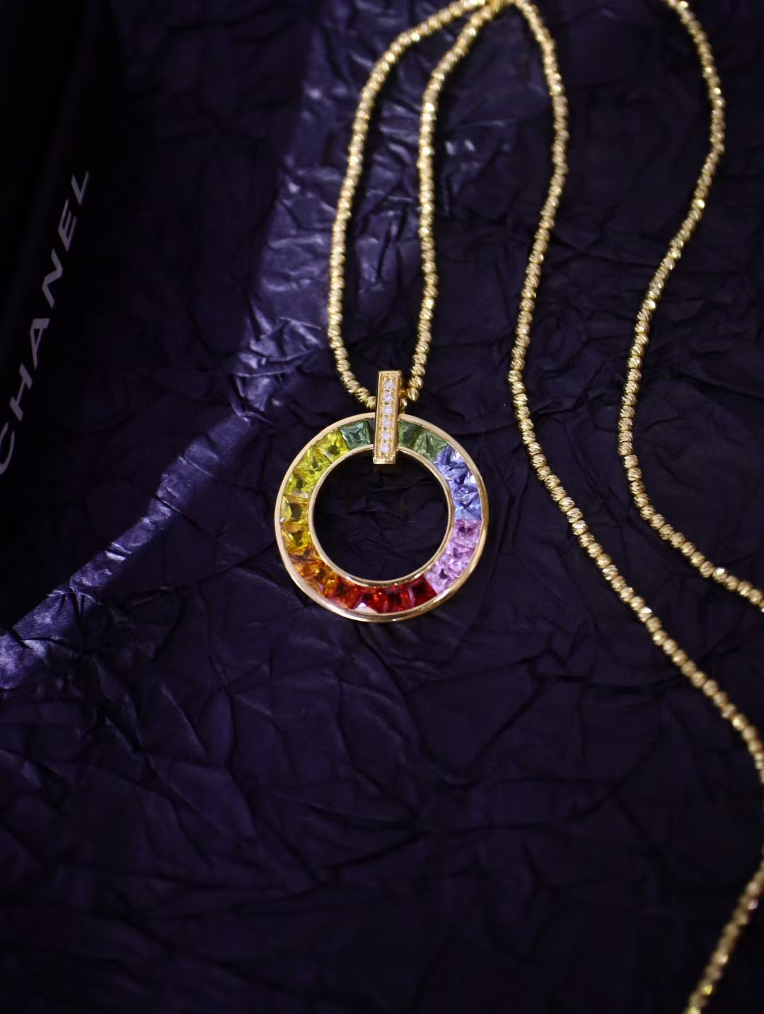 18k Circular Pendant with Multicoloured Lab-Created Sapphires