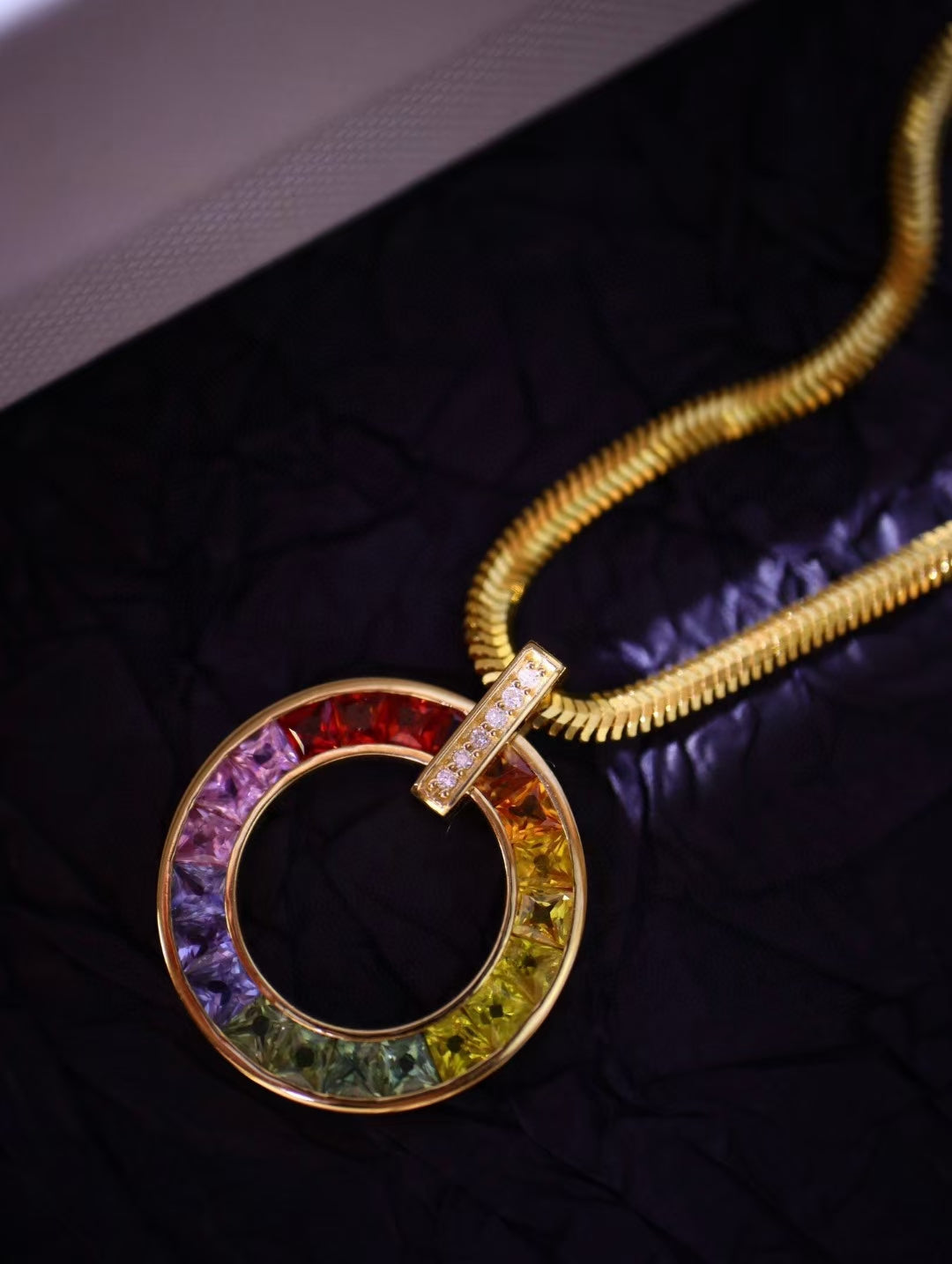 18k Circular Pendant with Multicoloured Lab-Created Sapphires