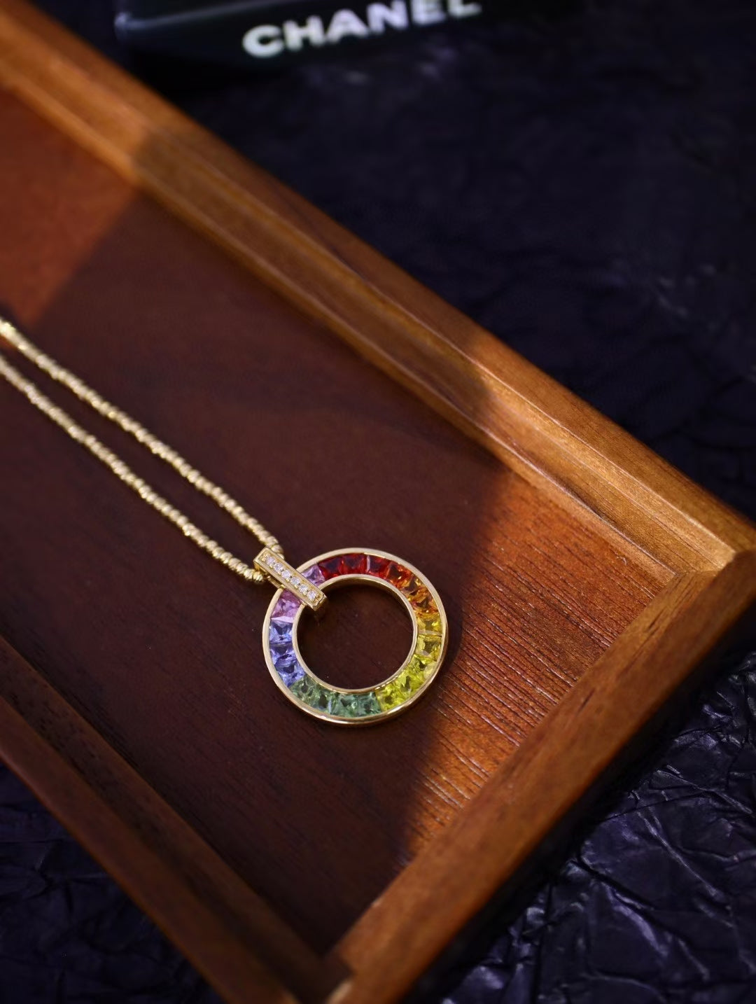 18k Circular Pendant with Multicoloured Lab-Created Sapphires