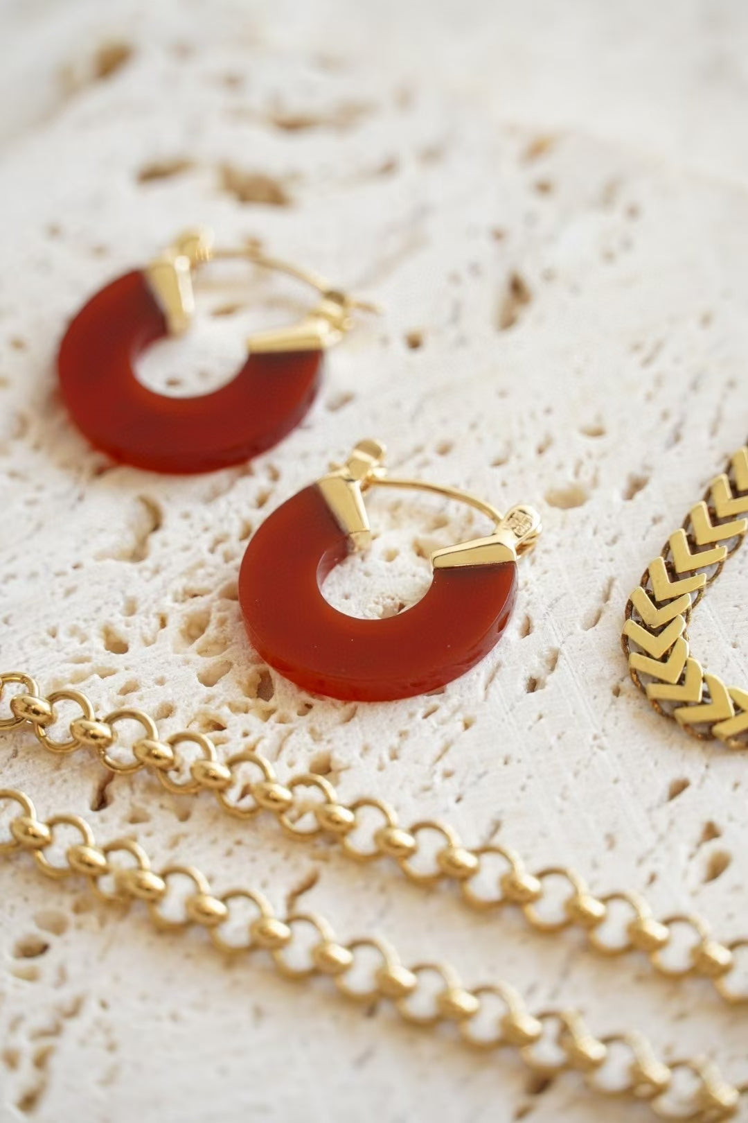 18k Gold and Agate Hoop Earrings