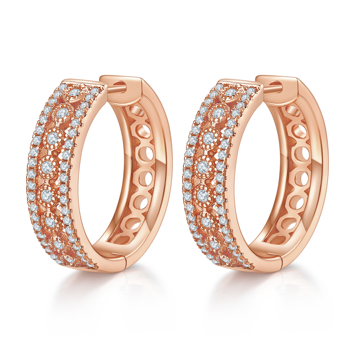 Hoop Earrings in 18k Gold covered 925 Silver with Mossanites