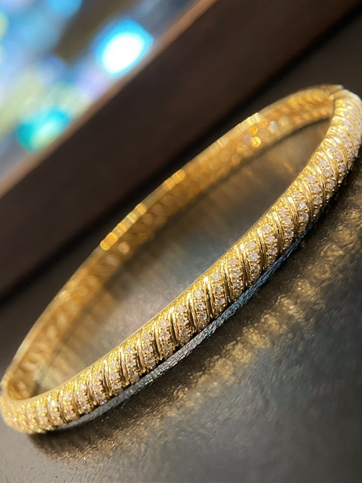 18k Gold Thread-Textured Bracelet with Diamonds