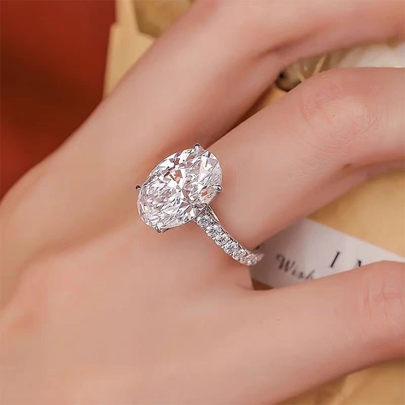 8ct Lab-Created 18k Gold Diamond Engagement Ring